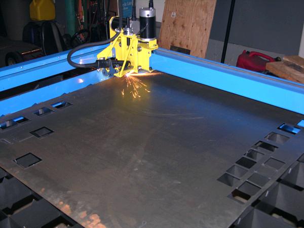 Fastcam گھوںسلا سافٹ ویئر کے ساتھ خود کار طریقے سے پورٹ ایبل CNC پلازما کاٹنے مشین کی قیمت