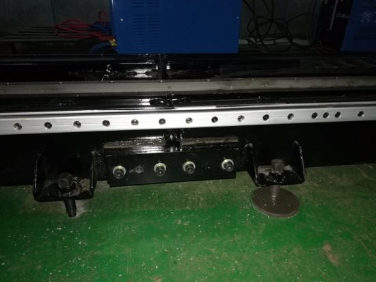 پورٹیبل قسم CNC پلازما / دھات کاٹنے کی مشین پلازما کٹر فیکٹری معیار کے مینوفیکچررز چین کے