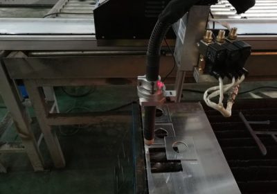 شیٹ میٹل کاٹنے کے لئے CNC گنٹری قسم شعلہ آاکسی پلازما کاٹنے کی مشین
